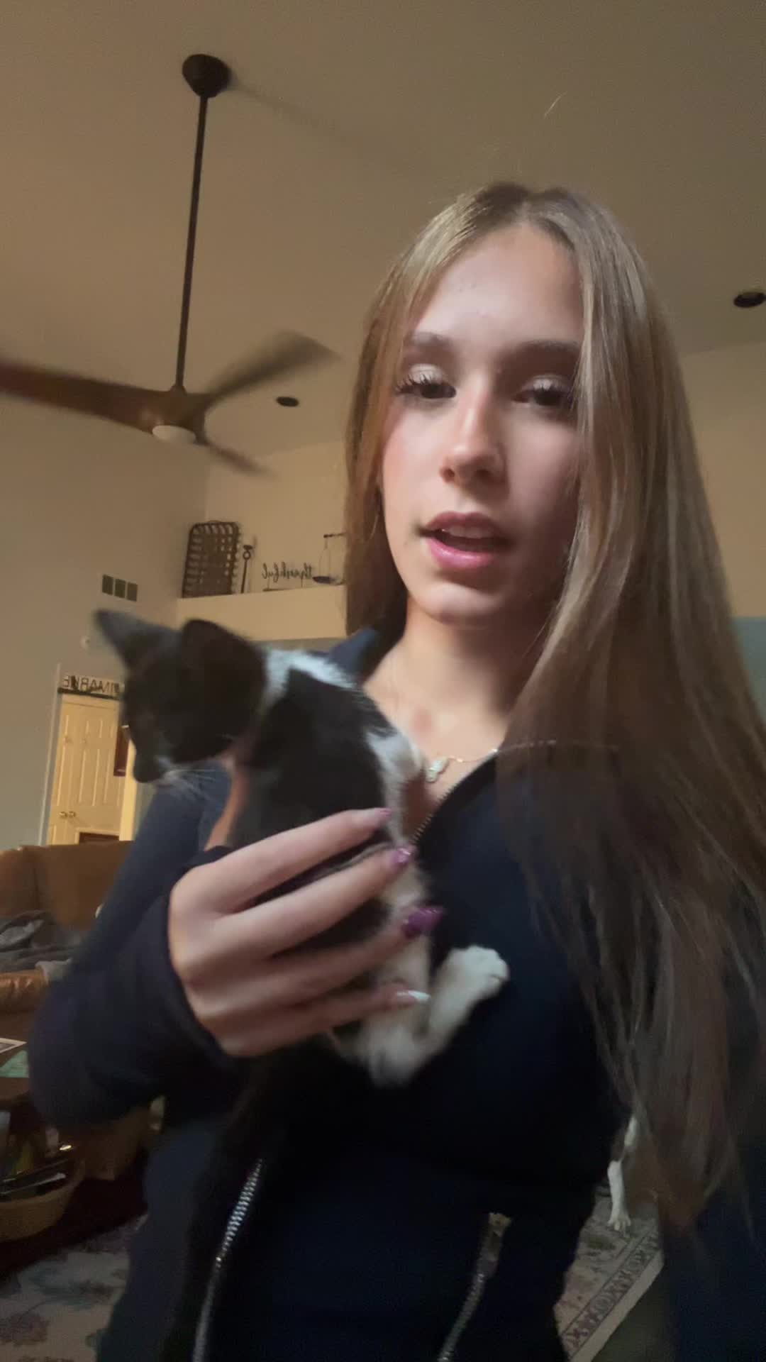 @lily