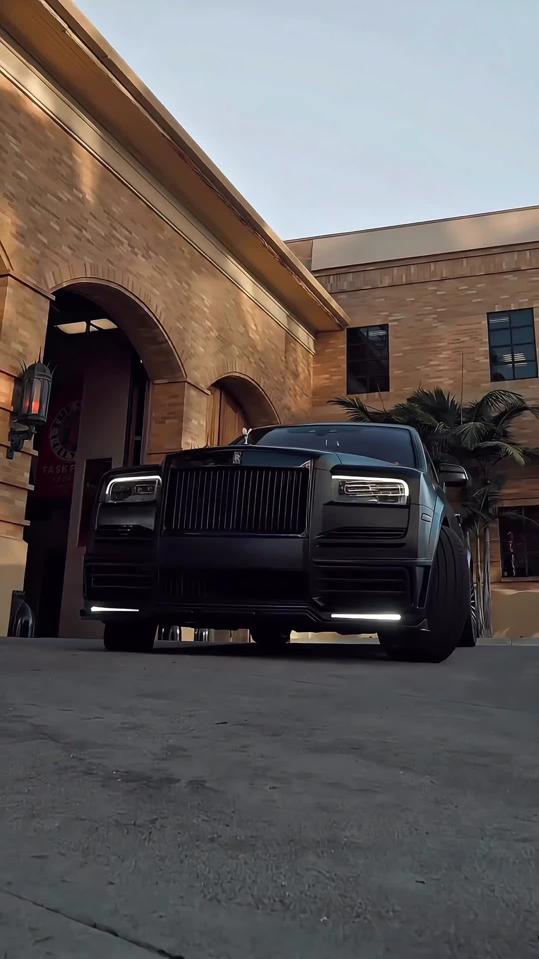 @Luxury