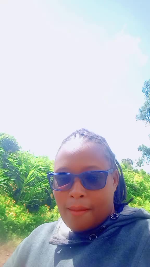 @mama Angel karatina