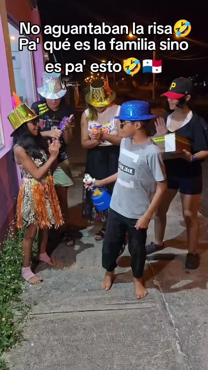 @Soy Leyra en mi 🌎🇵🇦