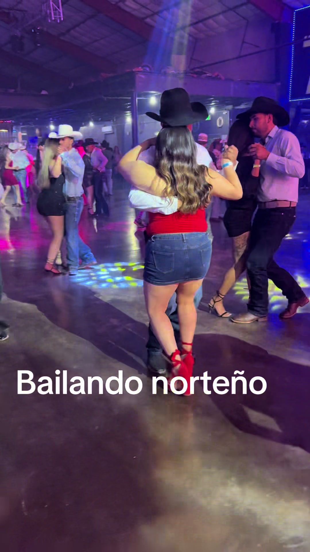 @Ramón Cortes
