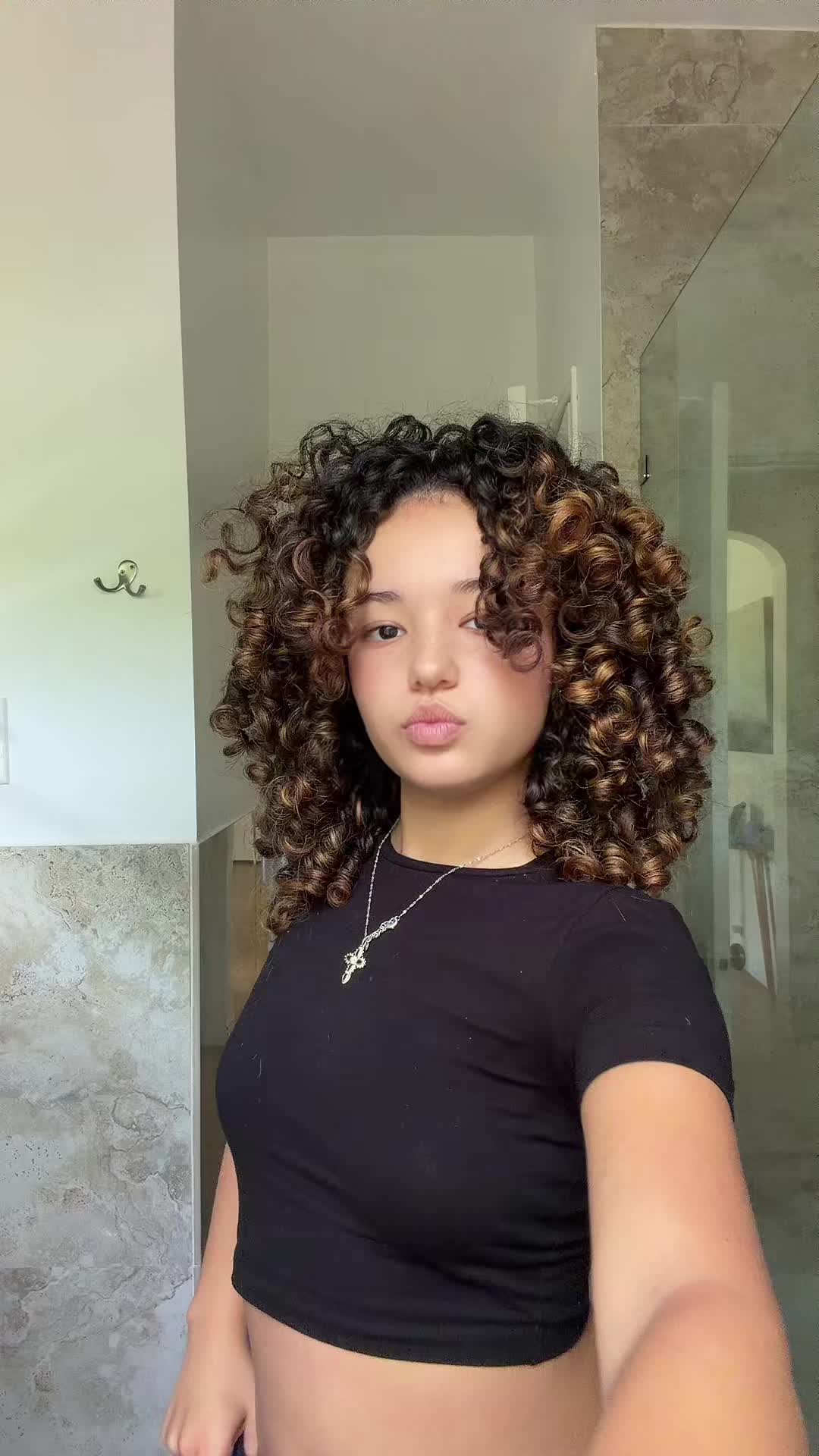 @Tati.saaa