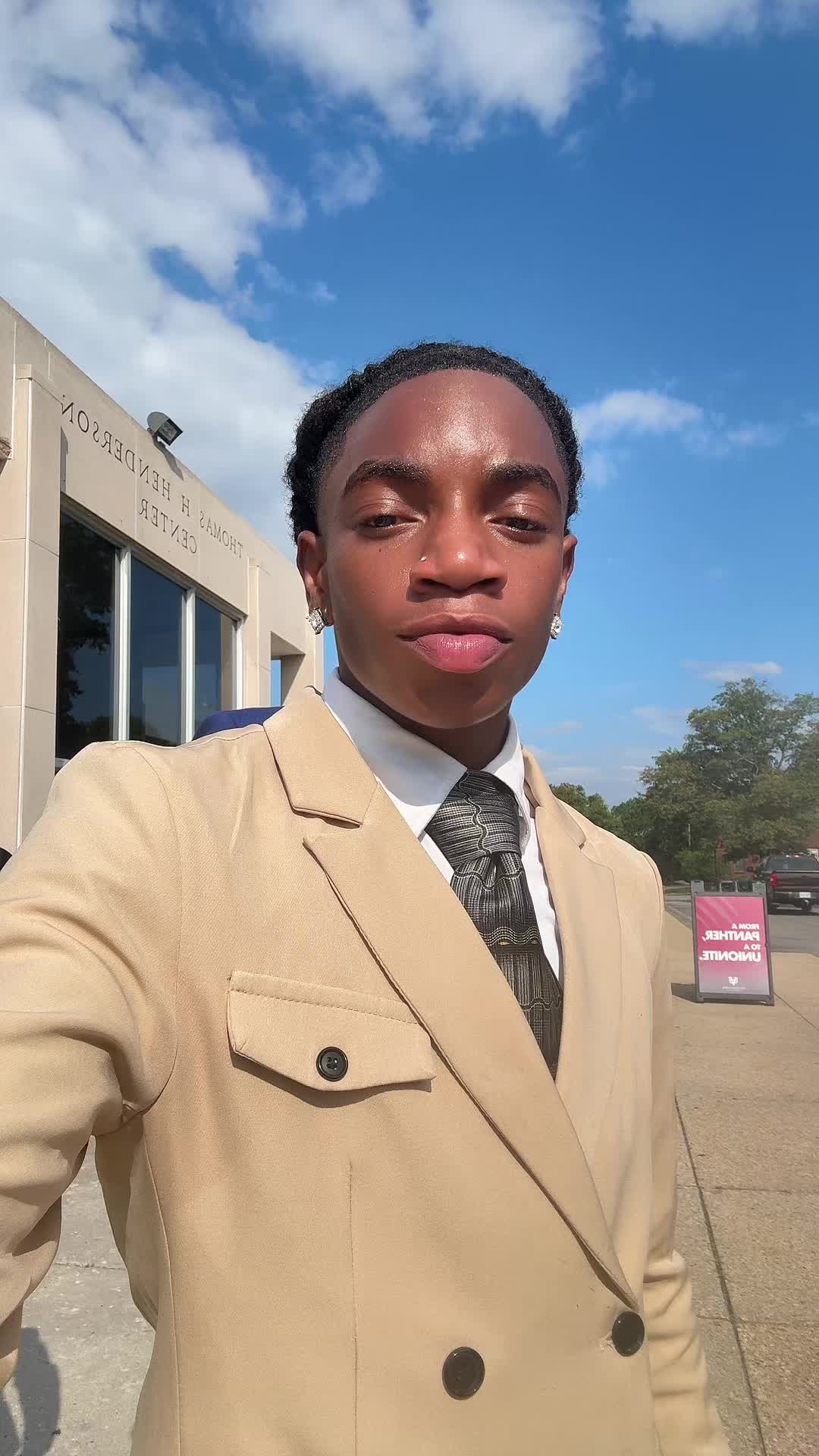 @Lique®️