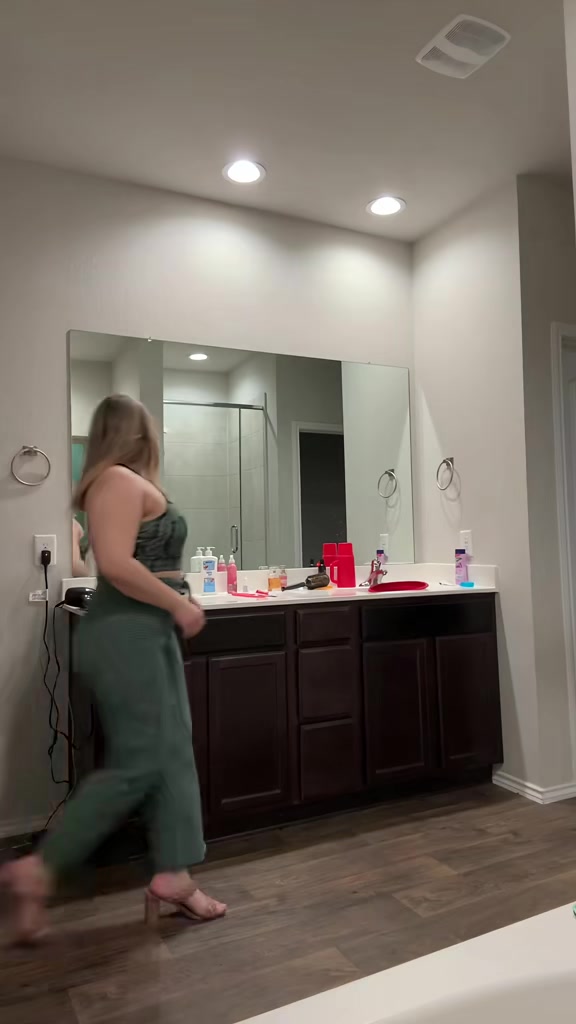 @Favii25