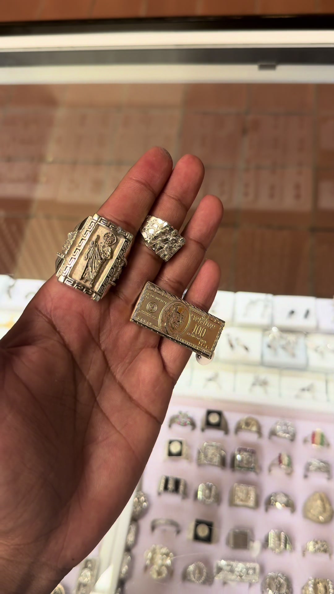 @AliJewelers