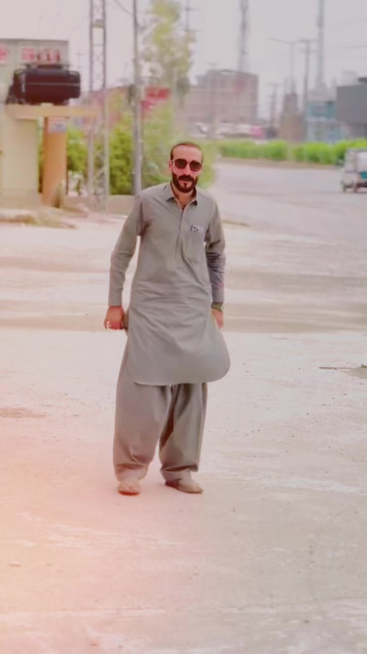 @چھوٹاخان باڈوان اورسیز