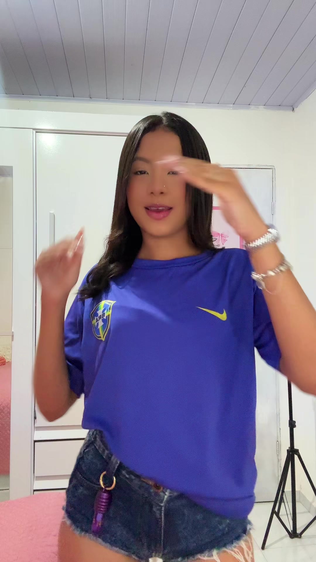 @Mayara