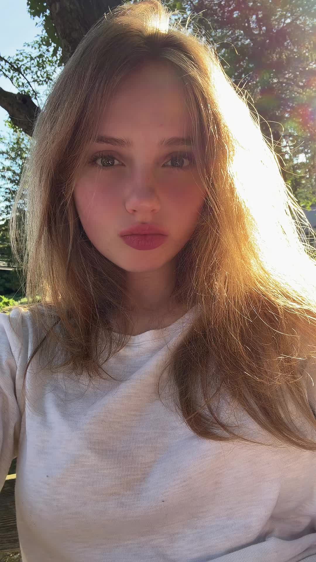 @Si Mo Ne