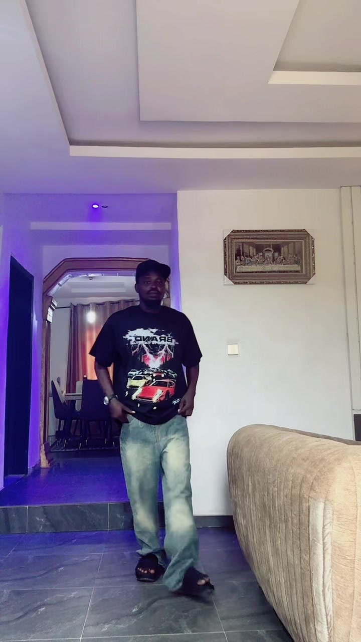 @ÓMÓ OWONIKOKO 💙