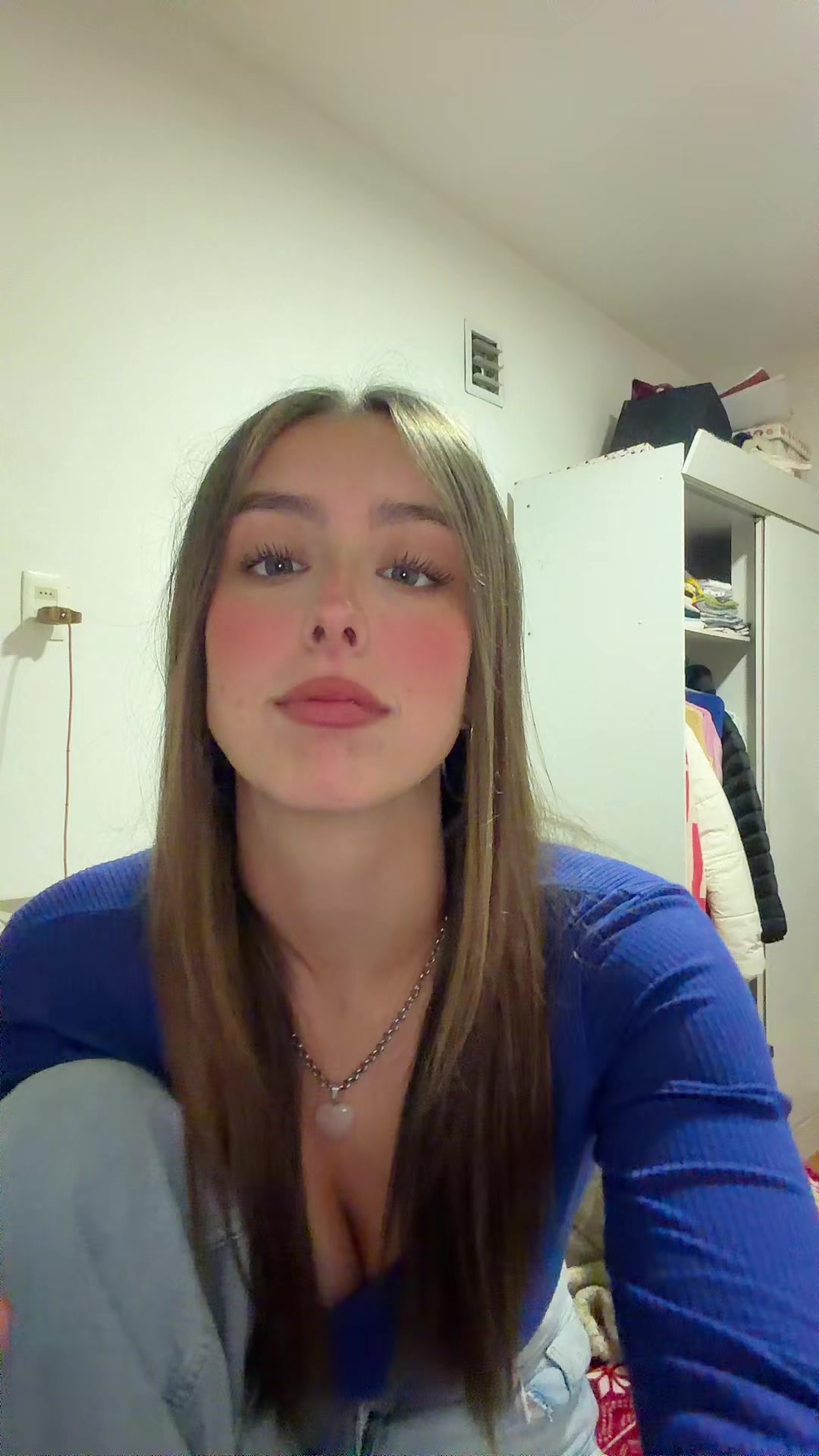 @Julii 🎀