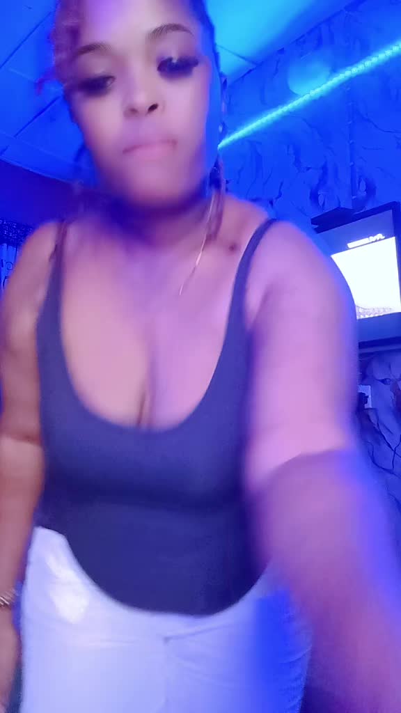 @Arike@omohorn 001