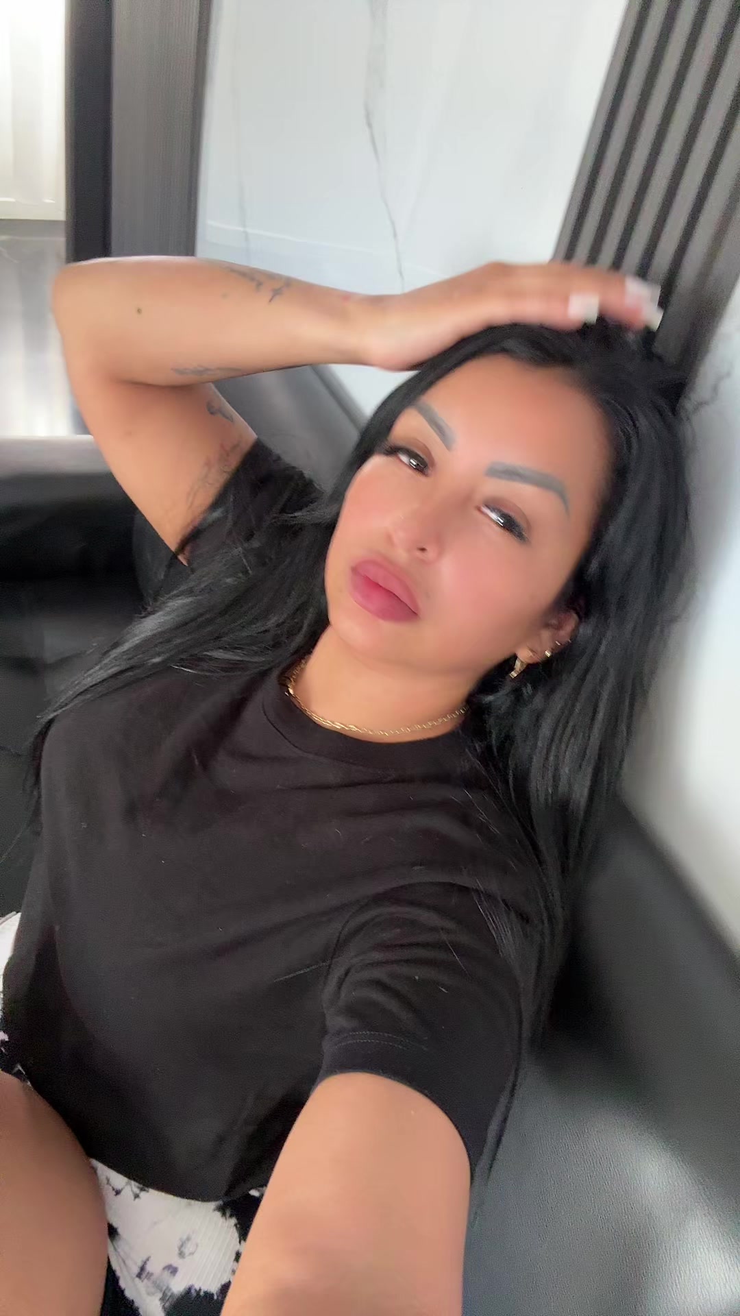 @Nena