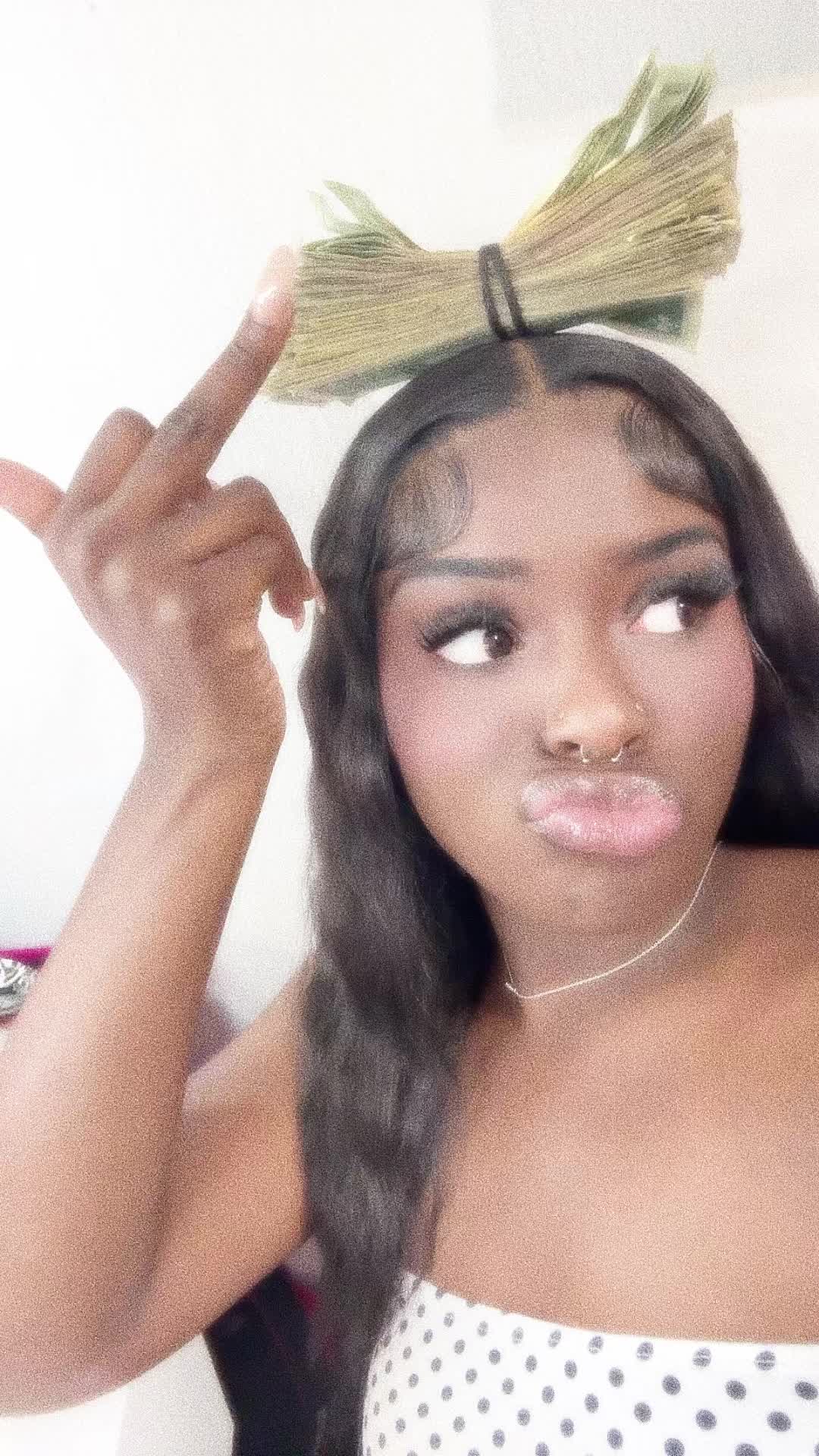@kdolly003