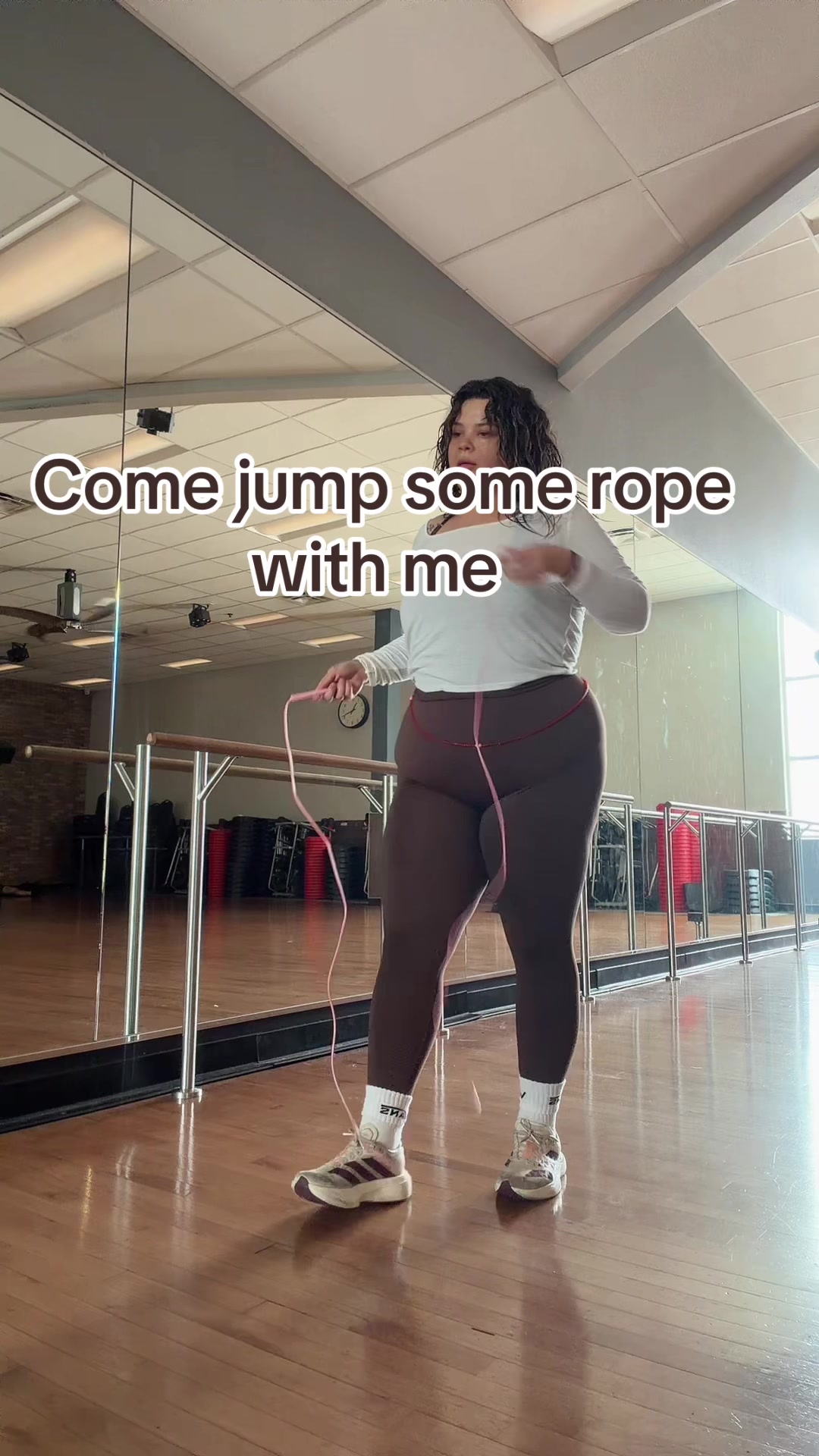 @JumpwithOli