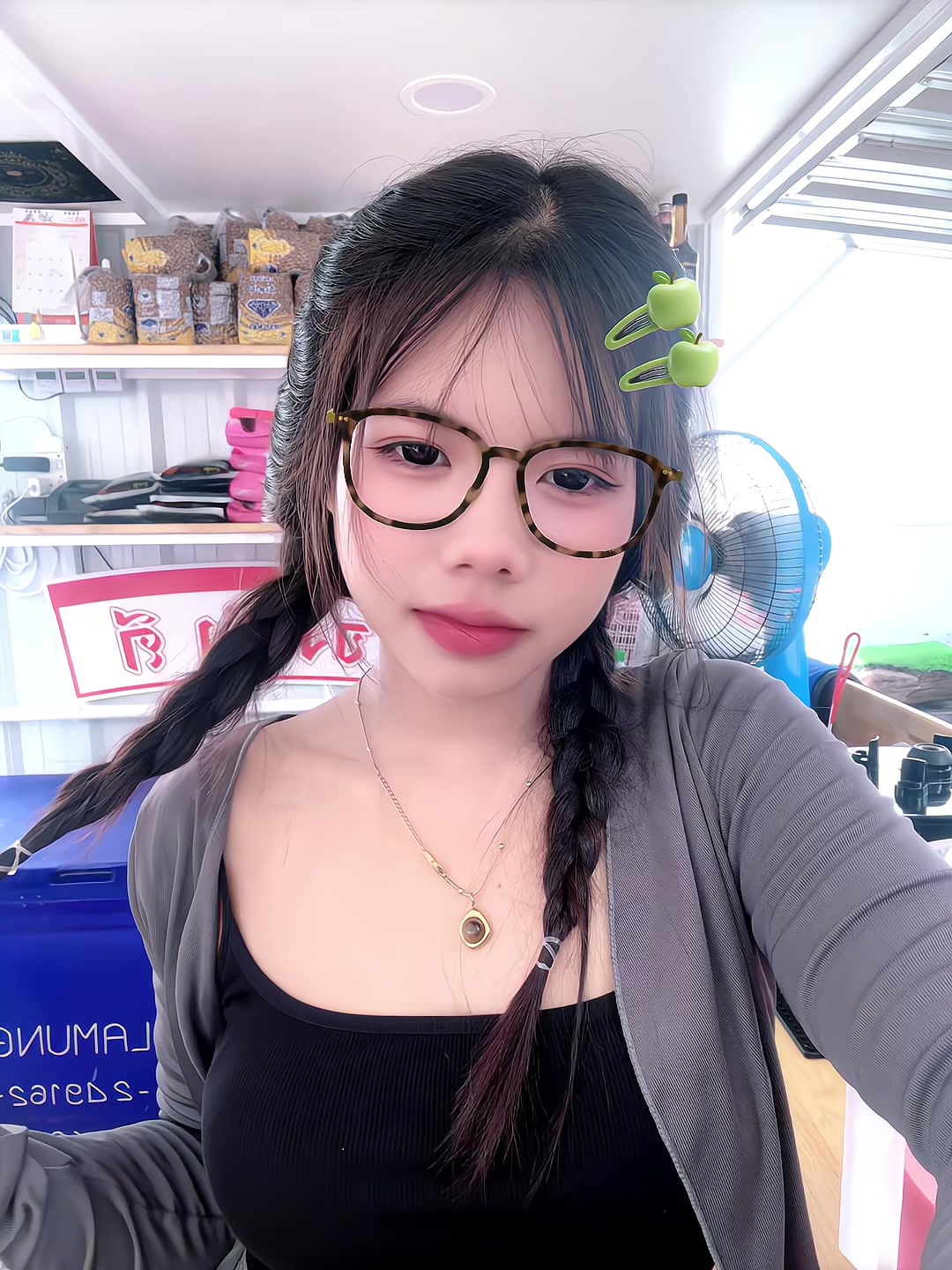 @กระต่ายชอบกินหนมม