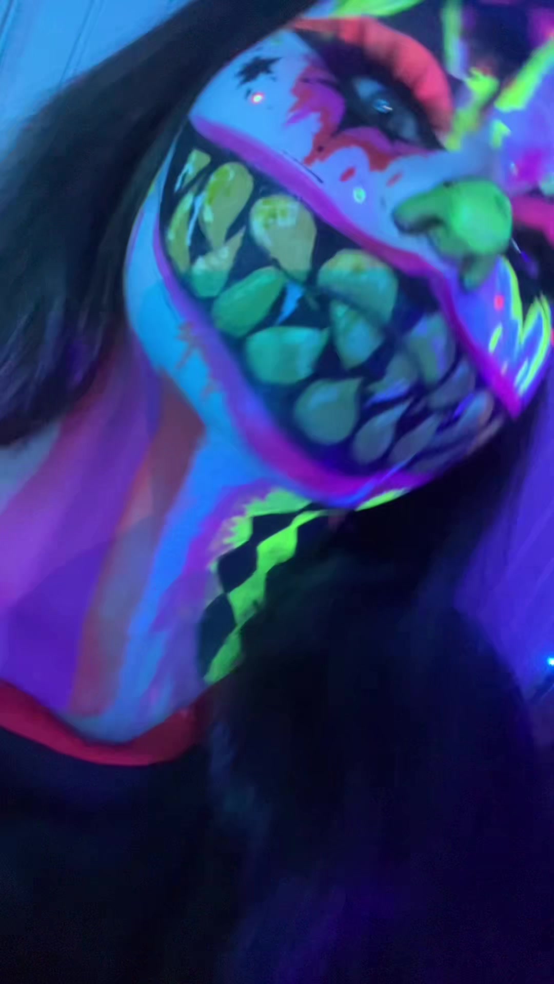 @Ellehalloween