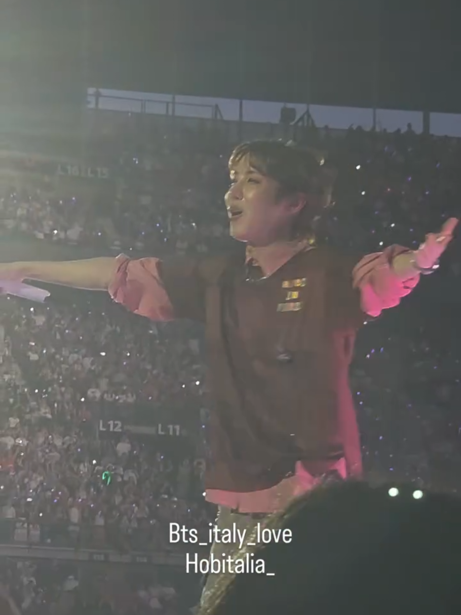 @BTS ITALY LOVE