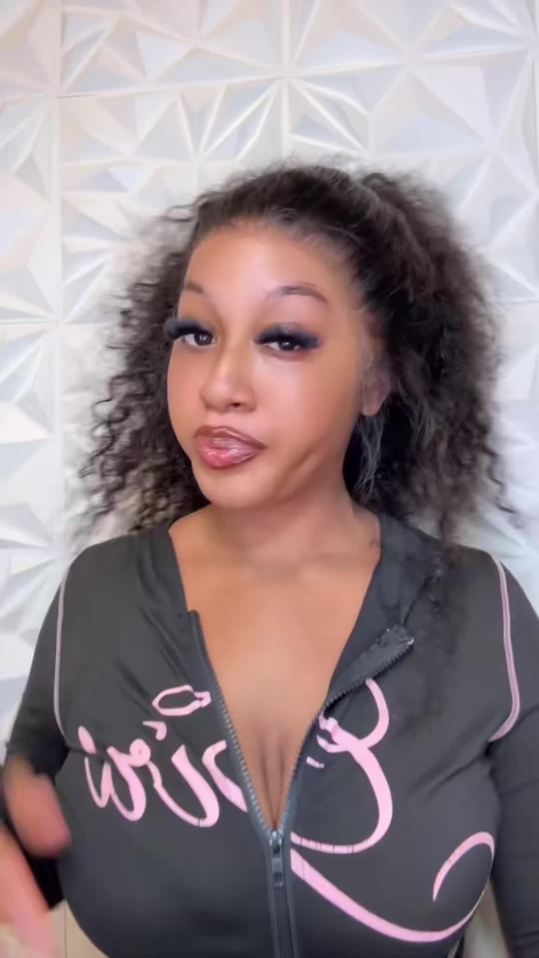 @Taniya Rae | SAHM 💇🏽&zwj;♀️🤱🏽