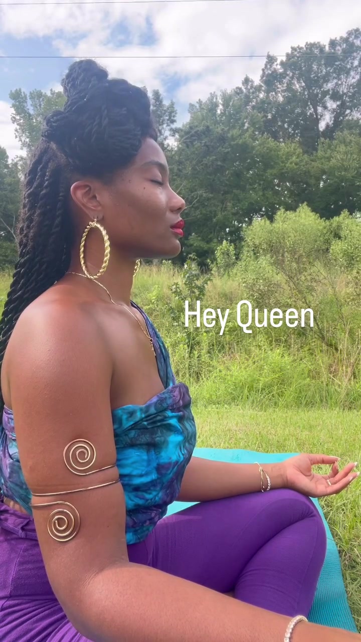 @TheeJamesiaMonroe