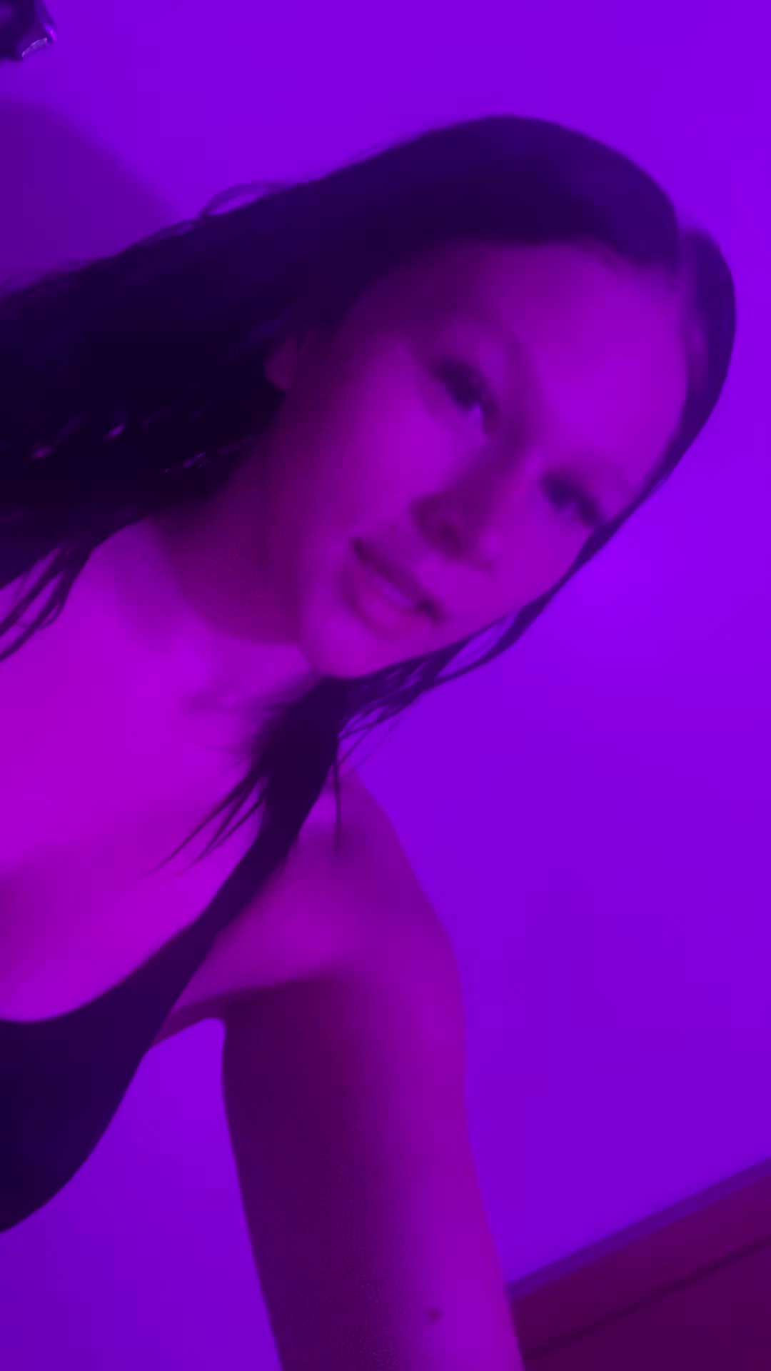 @…
