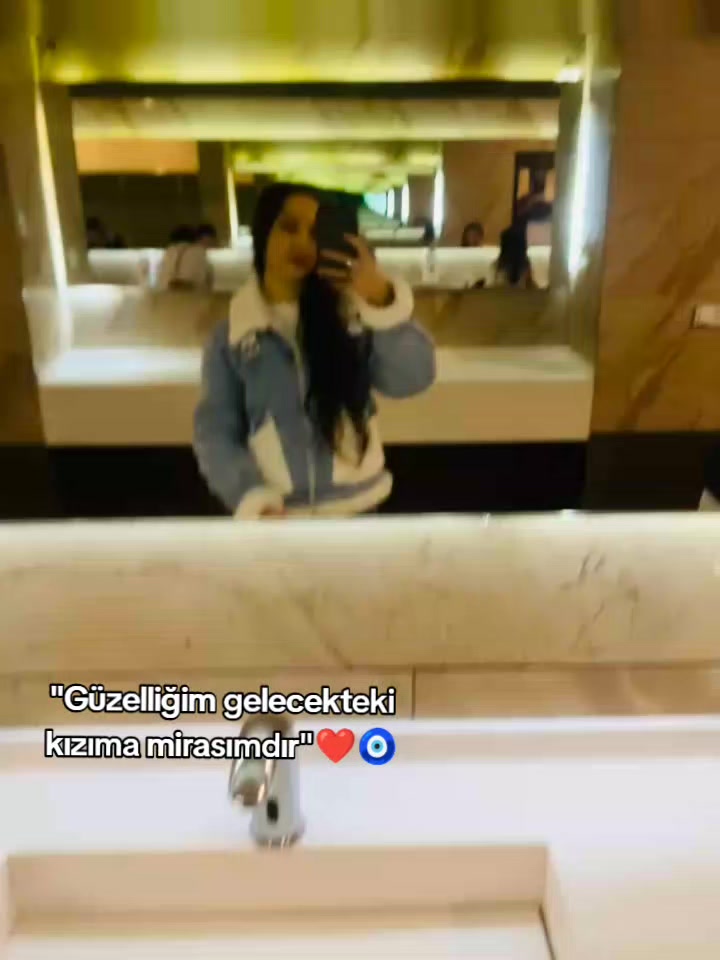 @Ecrin_