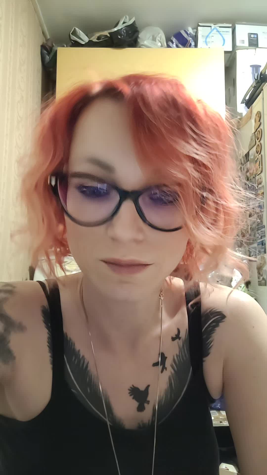 @Asia_Red