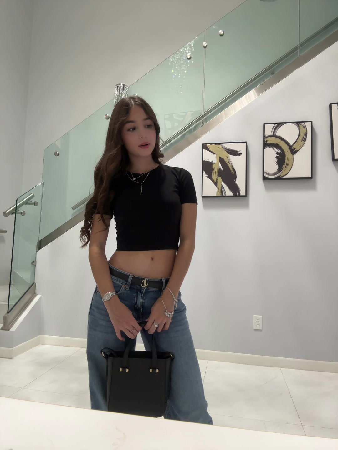 @azlinn