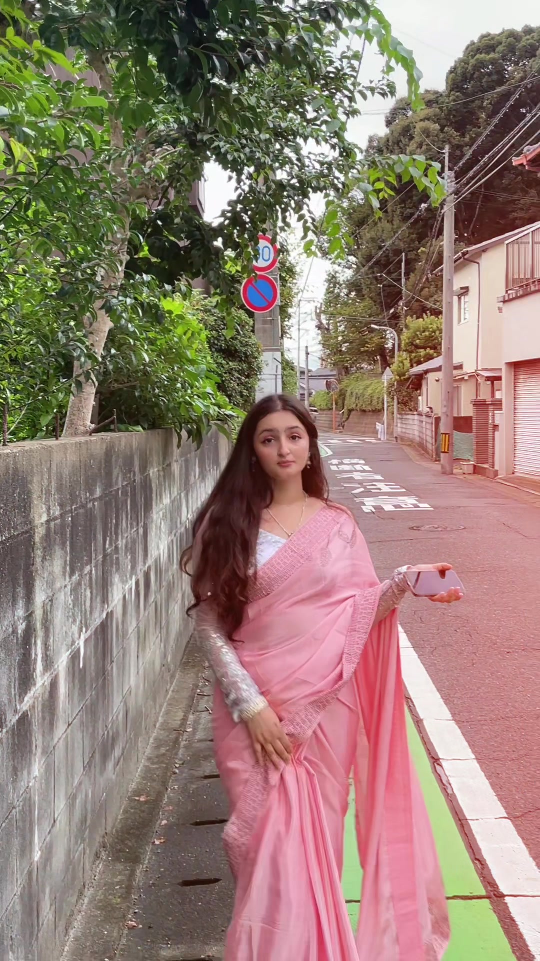 @💙SUJANA🌙💐