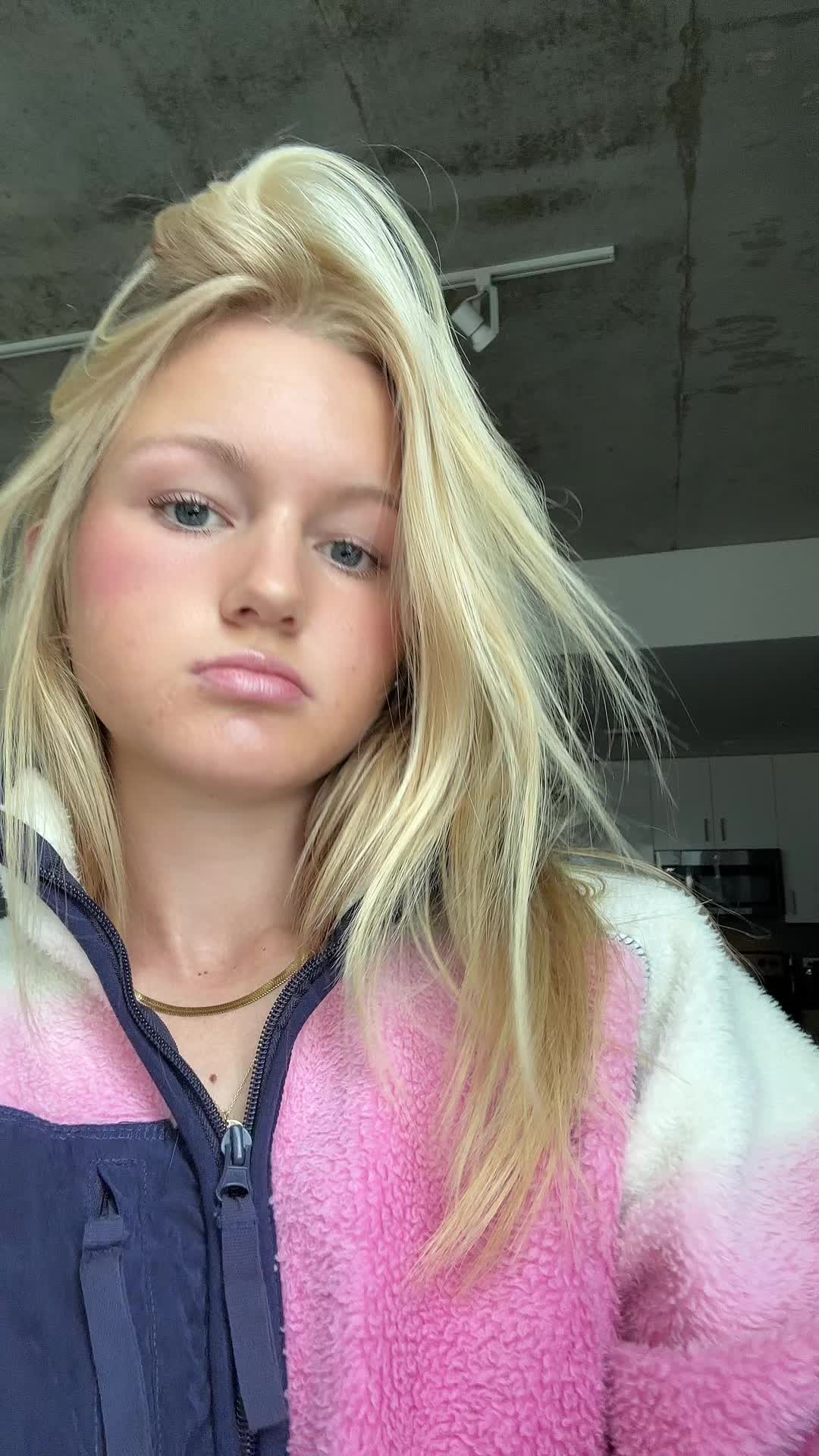 @sophie_wilde