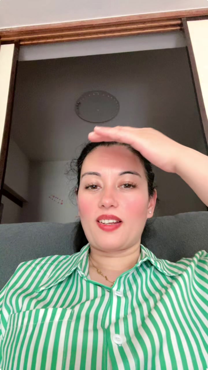 @Neeru khadka 🇳🇵🎌🇯🇵