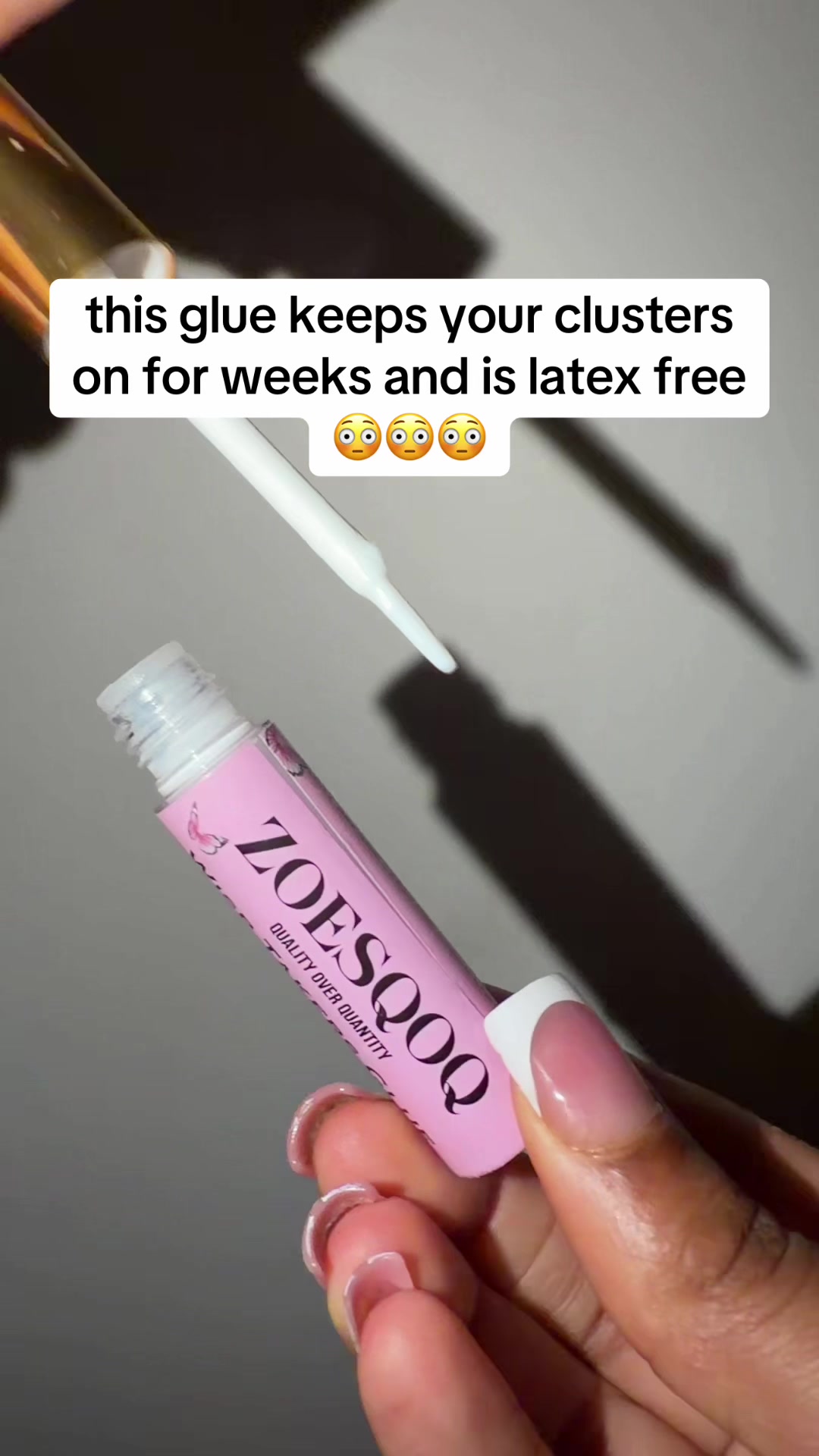 @ZOESQOQ