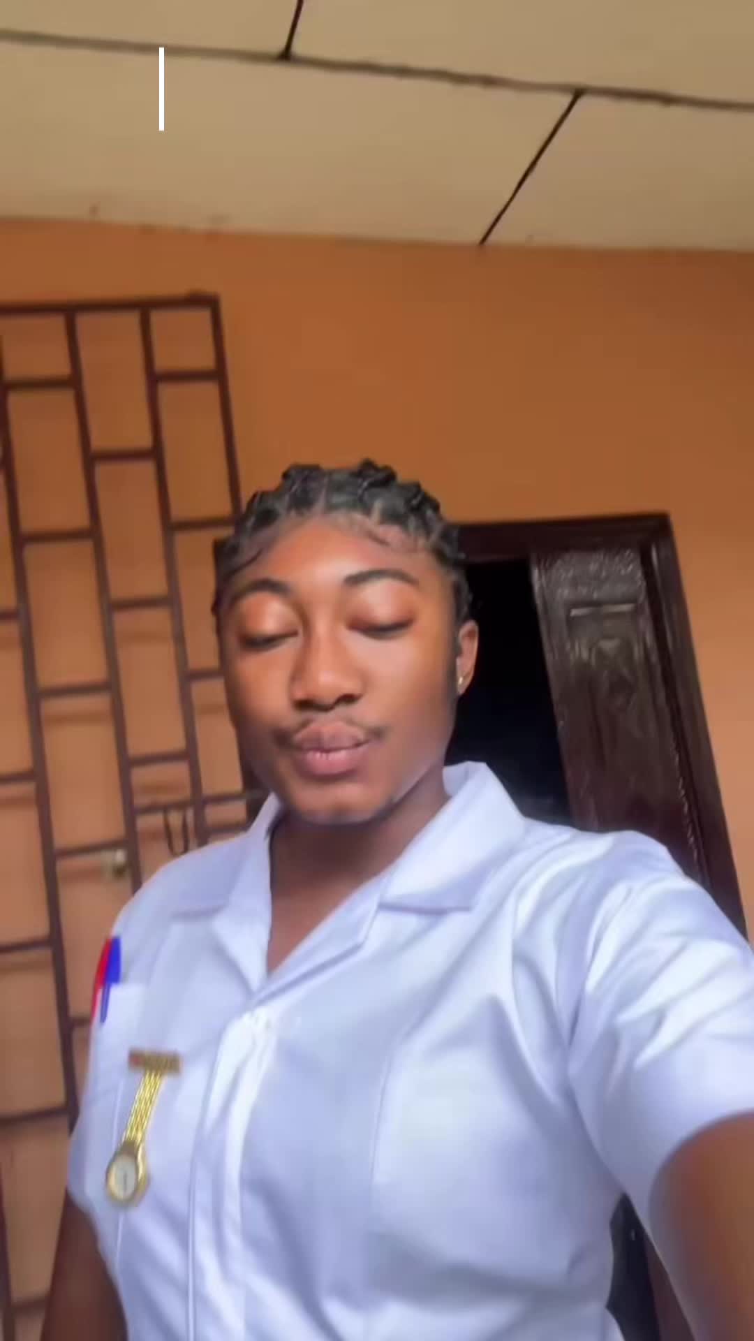 @adjoviee💕