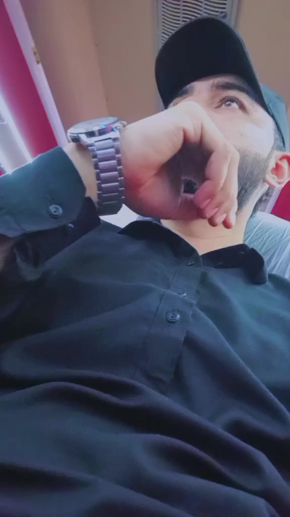 @AR Malik ๐ฉ๐๐