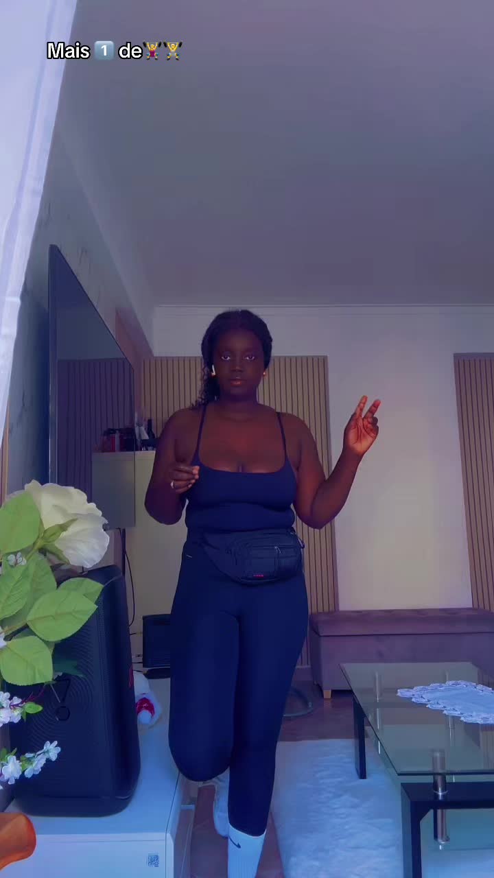 @Badjuda Rica Uncandia 👸🏾🦋