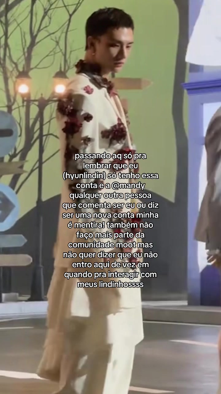 @𝓜ɑ̫nᑯׅყ (hyunlindin)