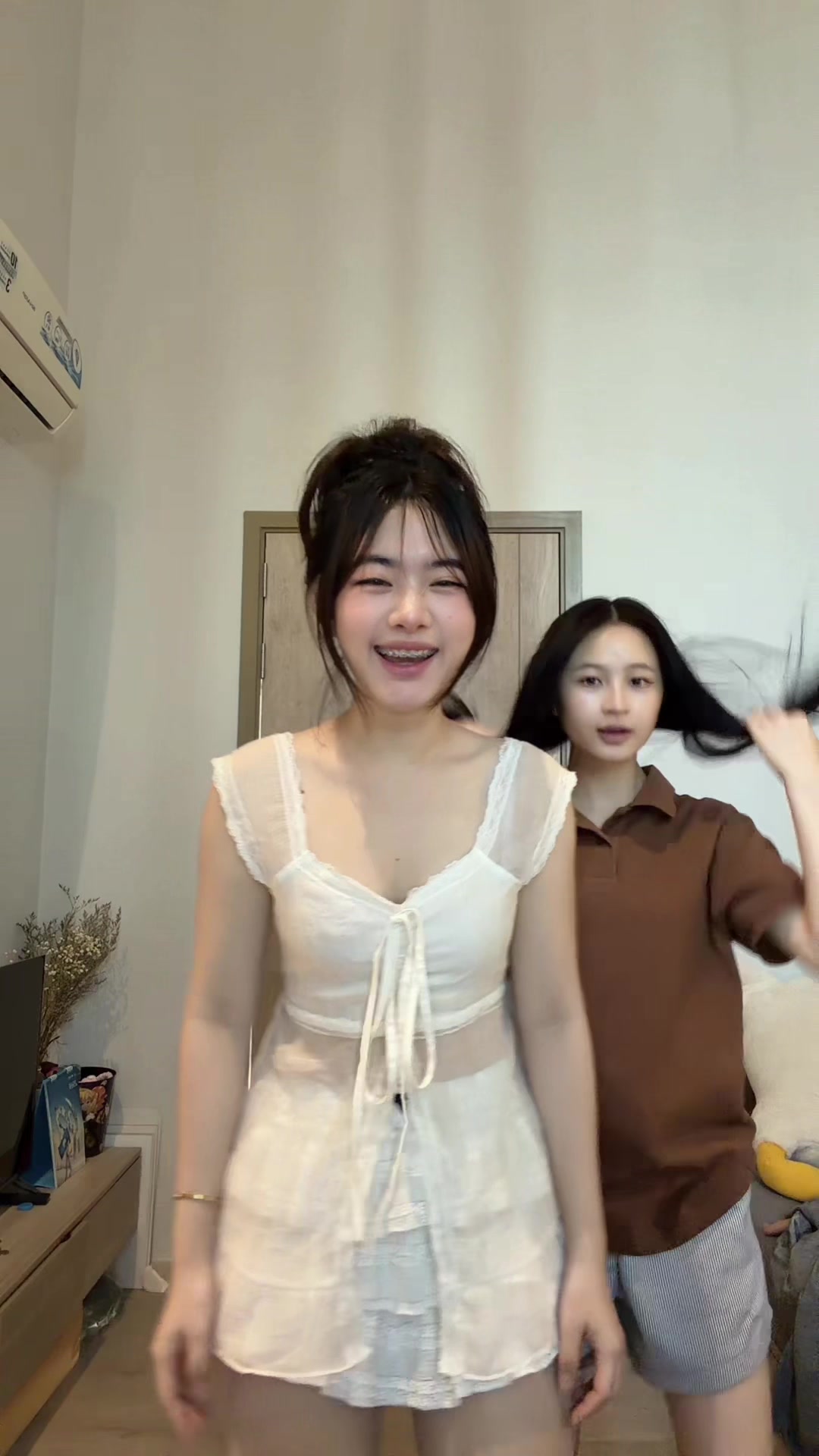 @NueNue