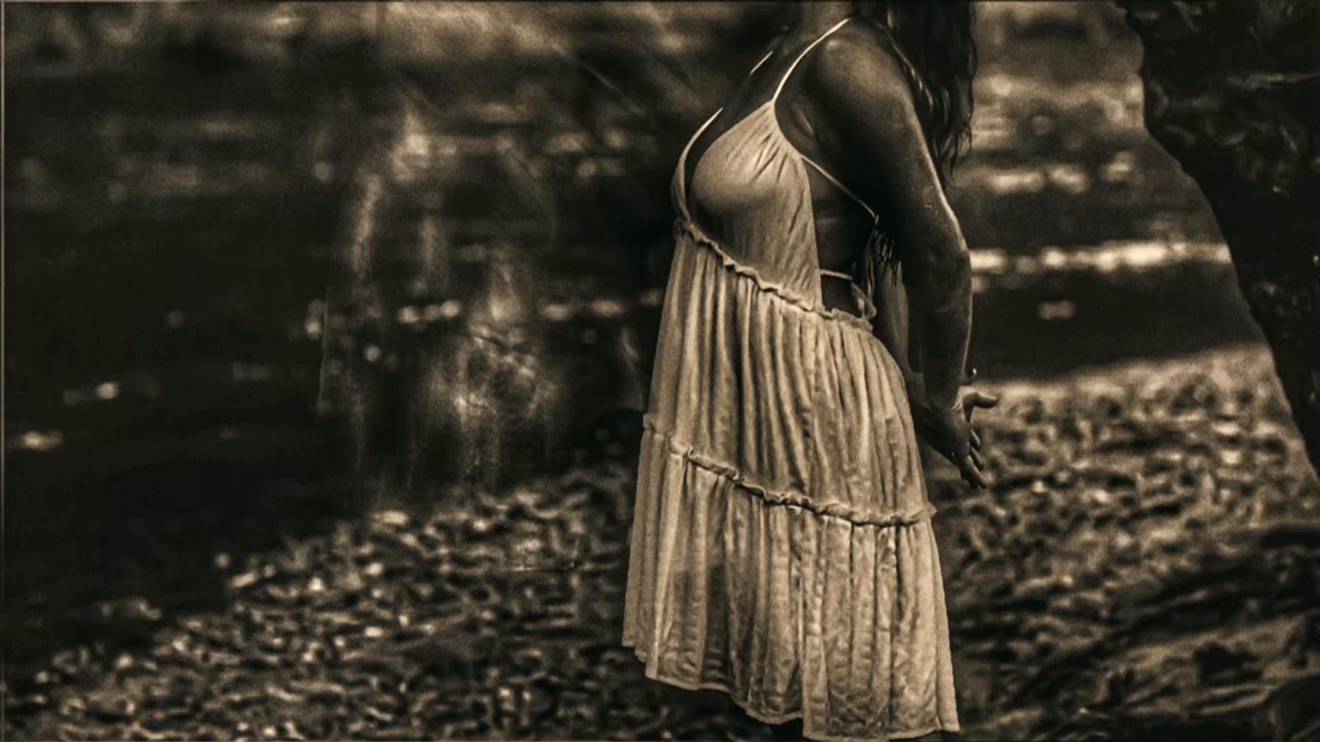 @ʜᴀʟᴇʏ ꜰʀᴏᴍ ᴛʜᴇ ʜᴏʟʟᴇʀ