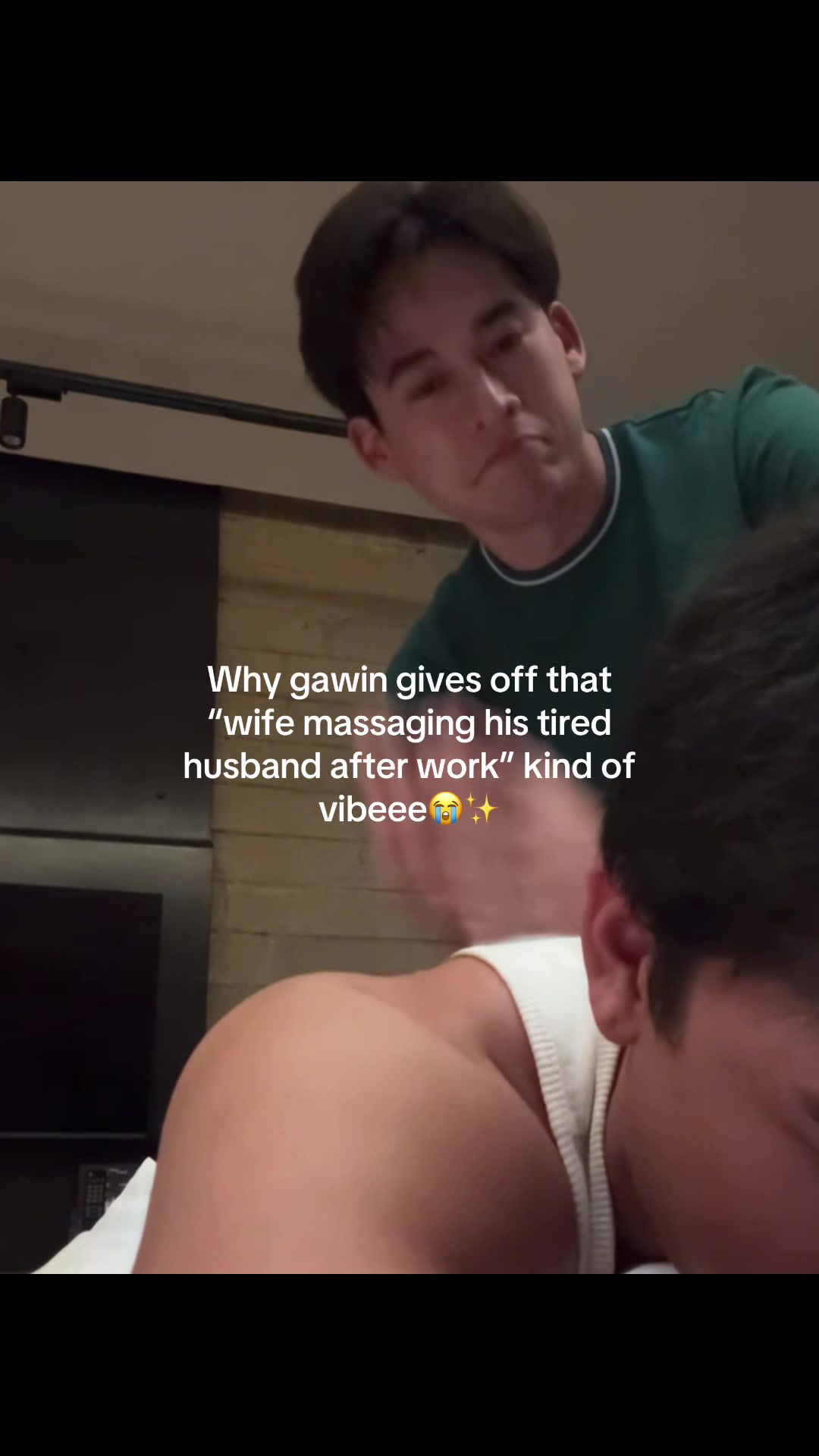 @𝐉.