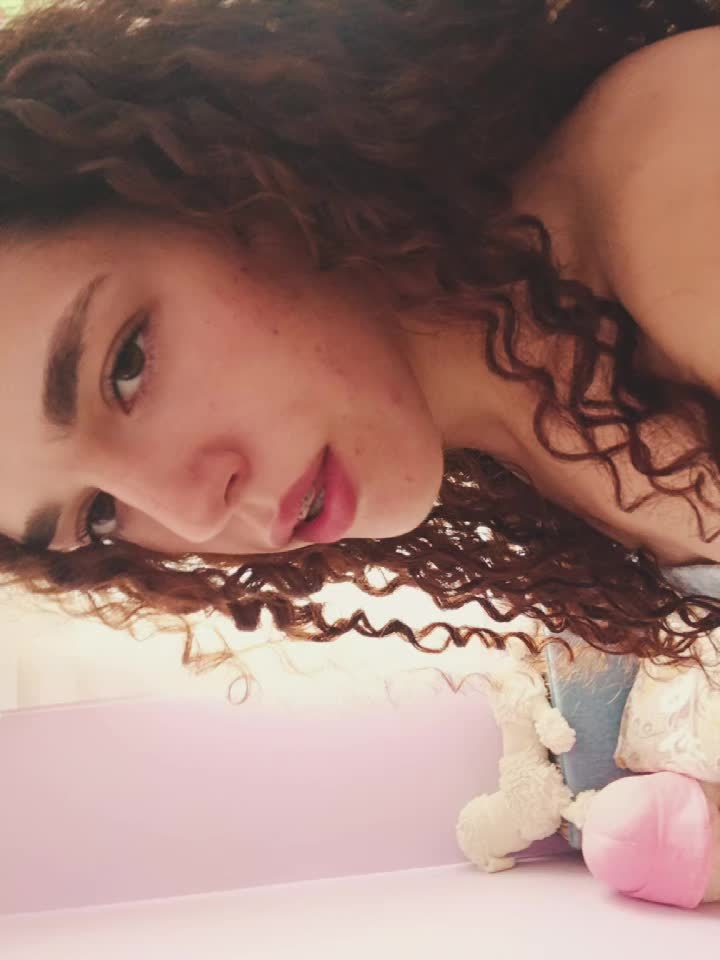@Анђела Лазовић <3
