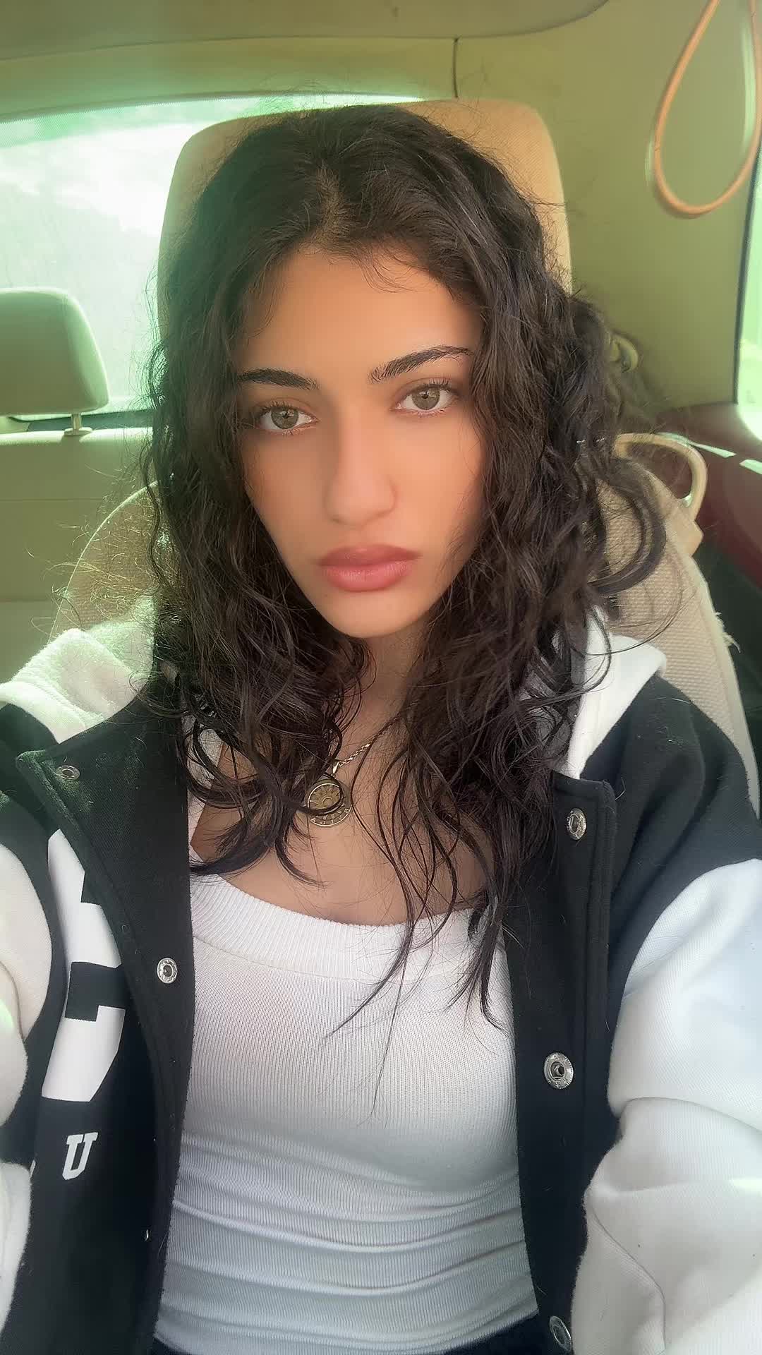 @dee<3