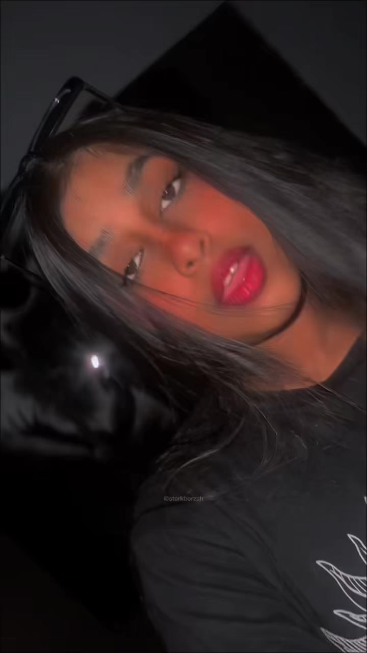 @𝕺𝖑𝖎𝖛𝖊🫒.