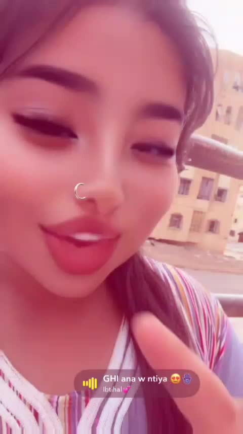 @Niso 💅🪷🦋