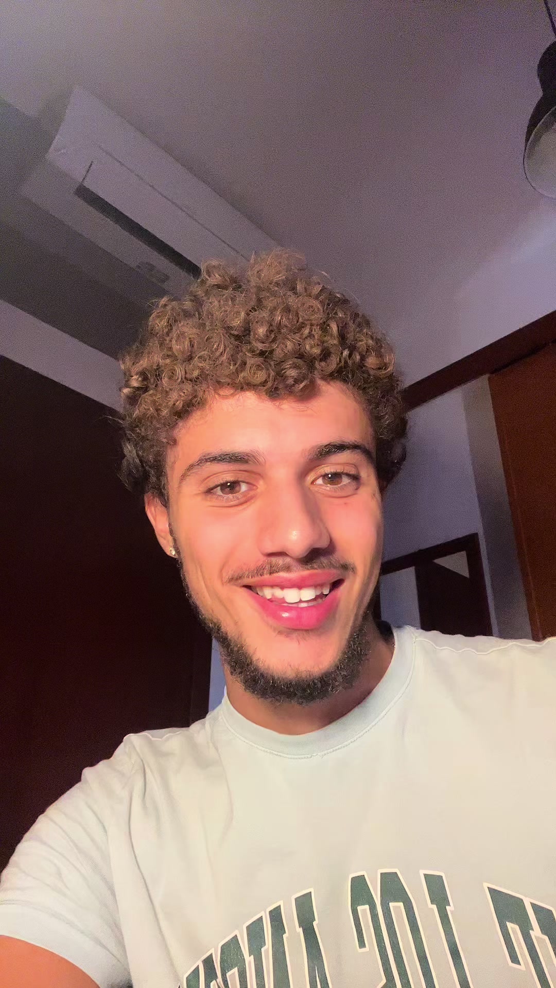 @𝕬𝖒𝖔𝖘 💫