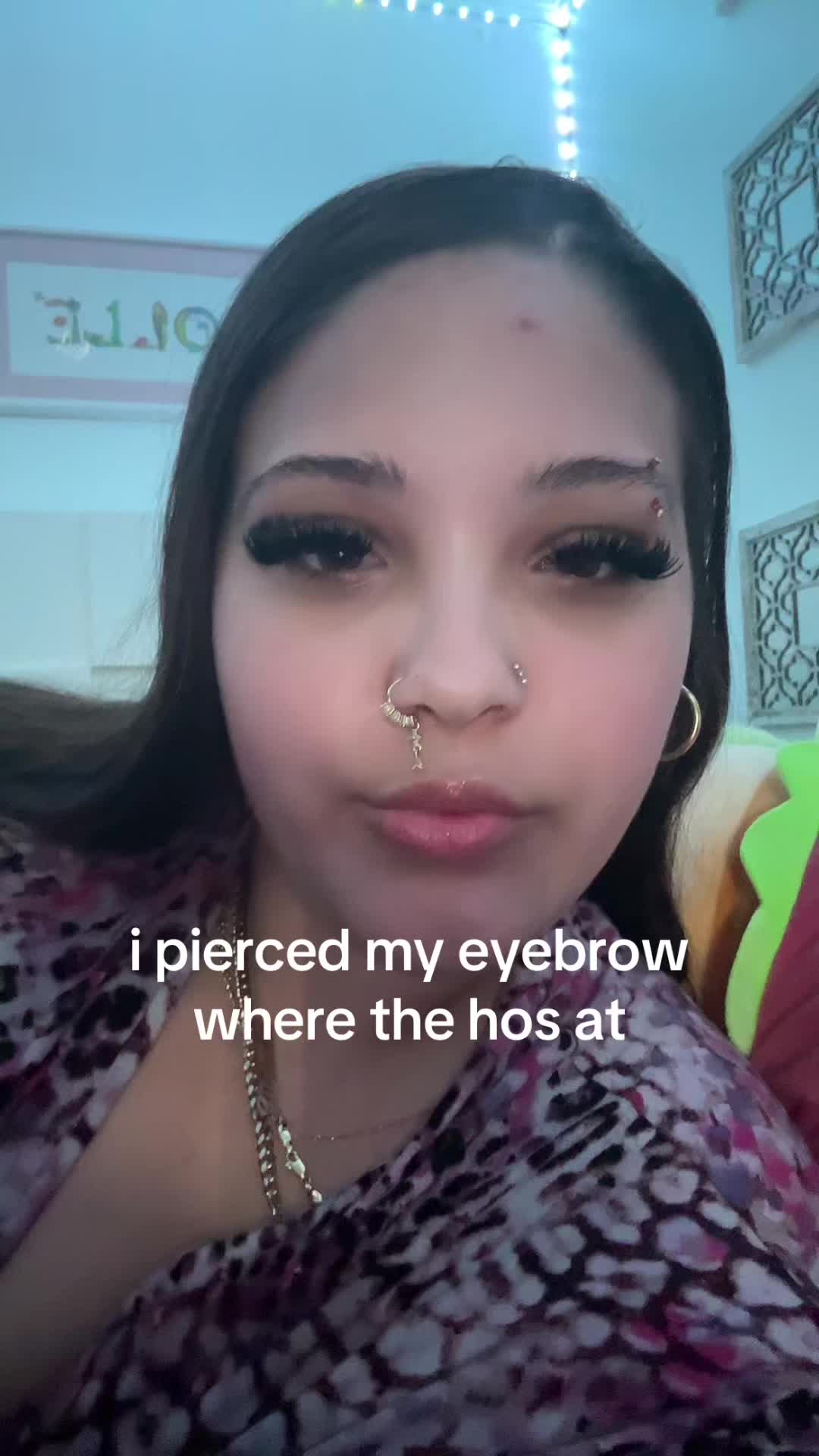 @nicholle