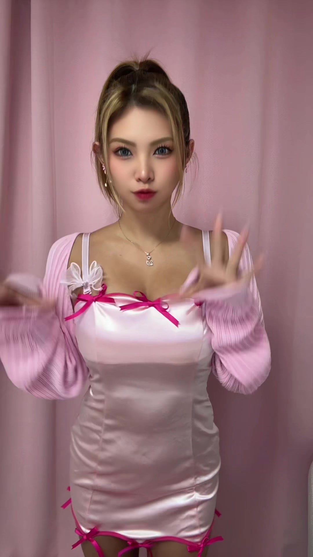 @堀えりか