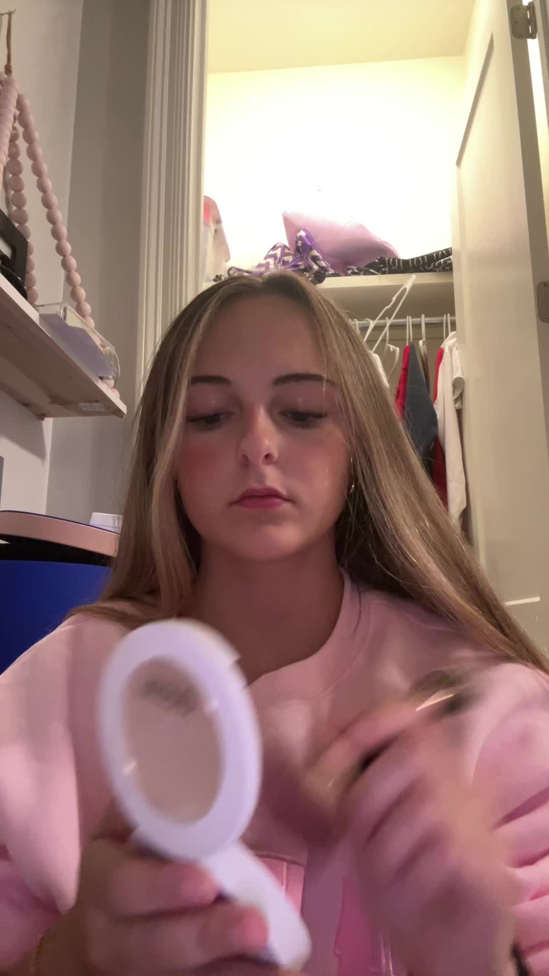 @kate whitney🧸