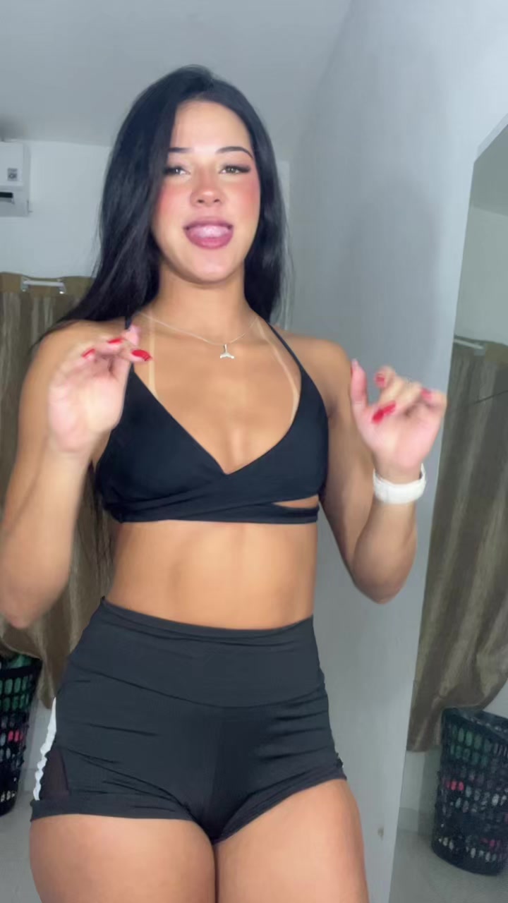 @ana_claraaa022
