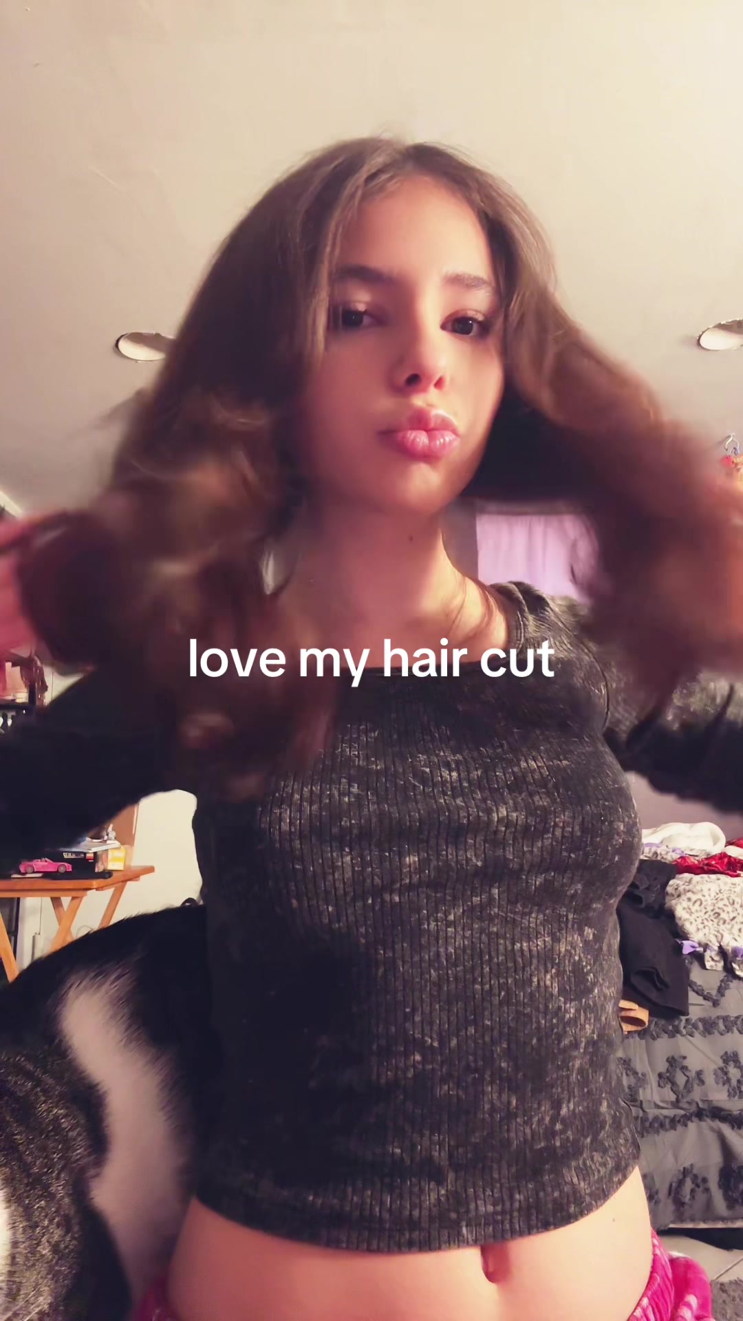 @bella