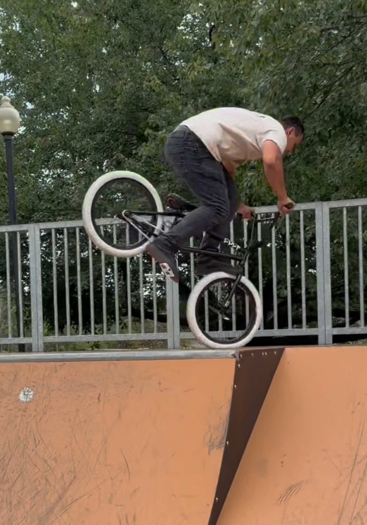 @Gabrieljrbmx