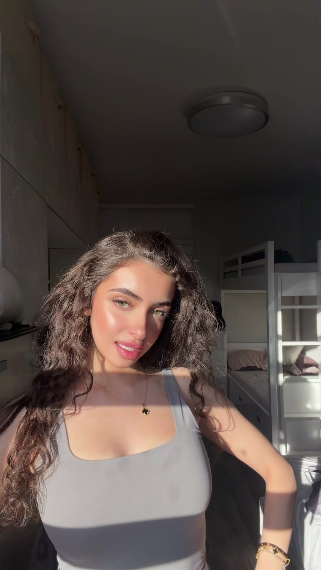 @Mariam🇸🇾